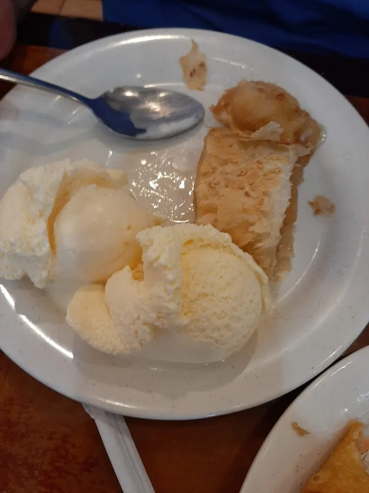 Apple Pie with Vanilla Ice Cream